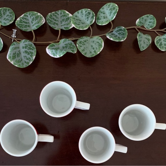 📌 Ferrari Red Champion Mug Collection - Picture 5 of 5